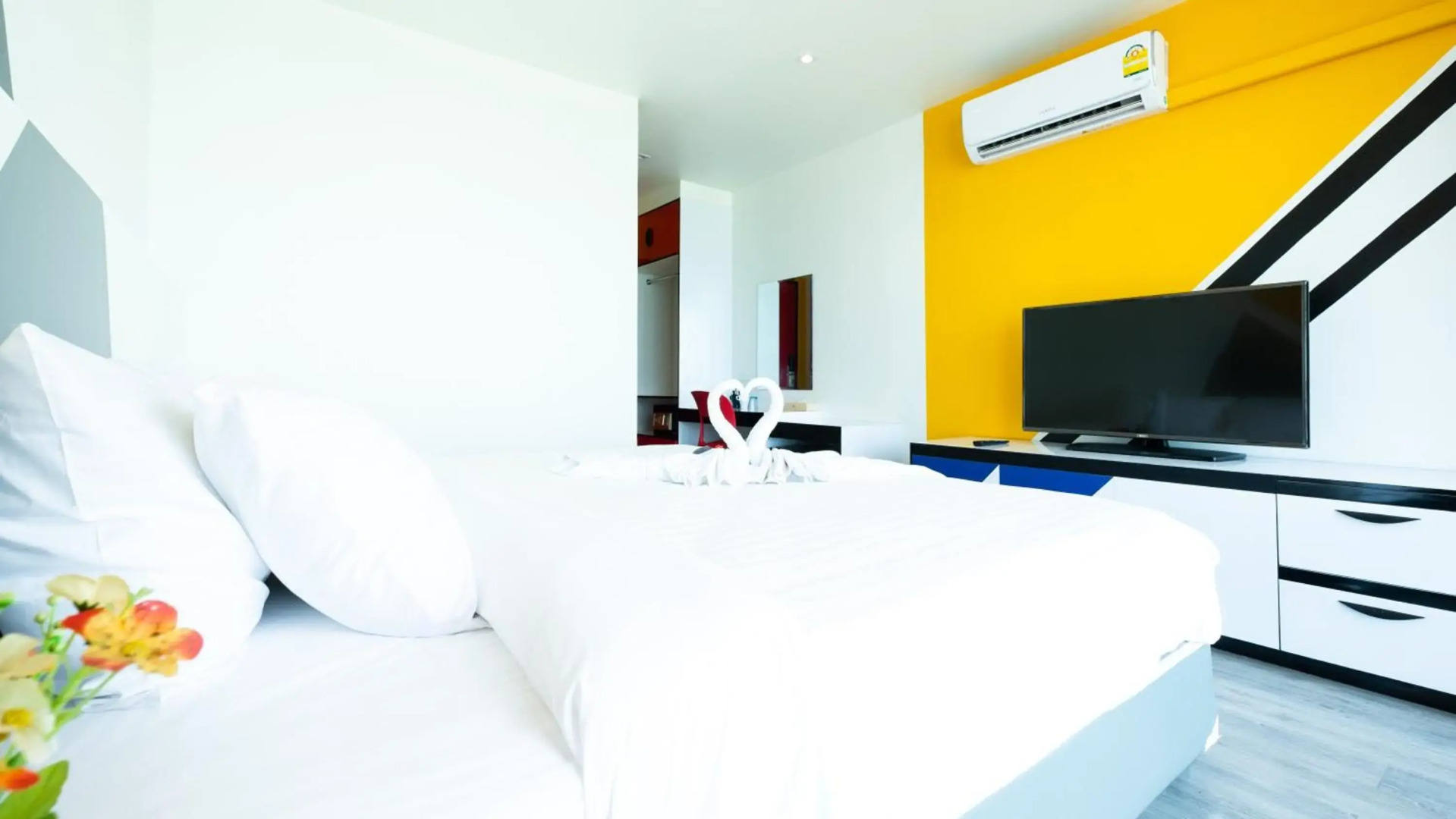 Play Phala Beach Rayong