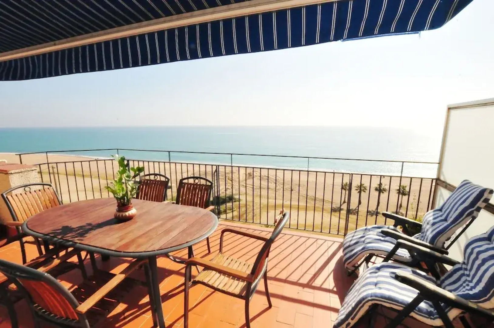 HomeHolidaysRentals Apartamento Mar - Costa Barcelona