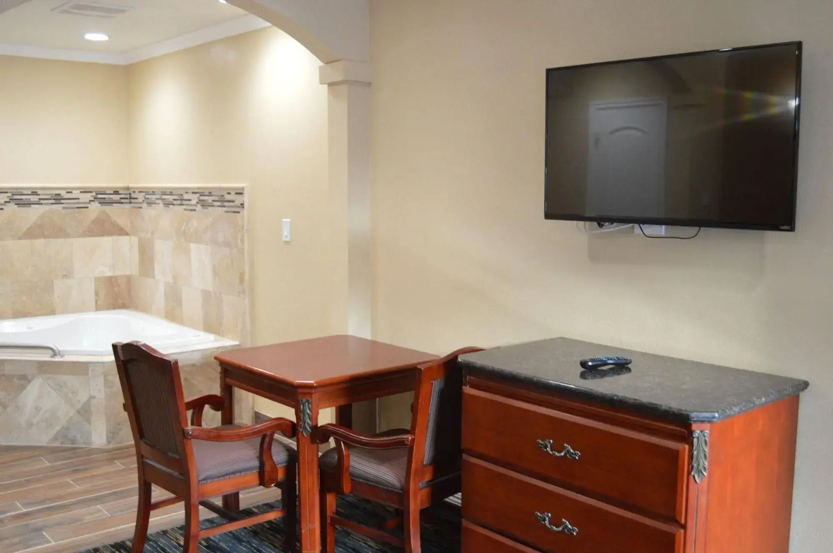 Motel 6 Tustin, CA – Orange County