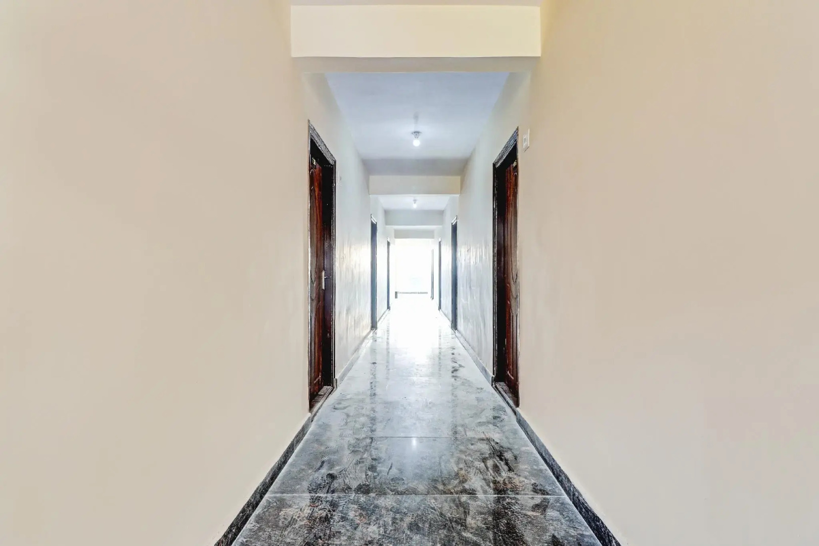 SPOT ON 78782 Hotel Om Classic