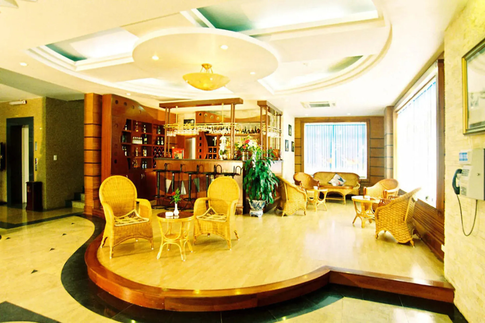 Camela Hotel & Resort