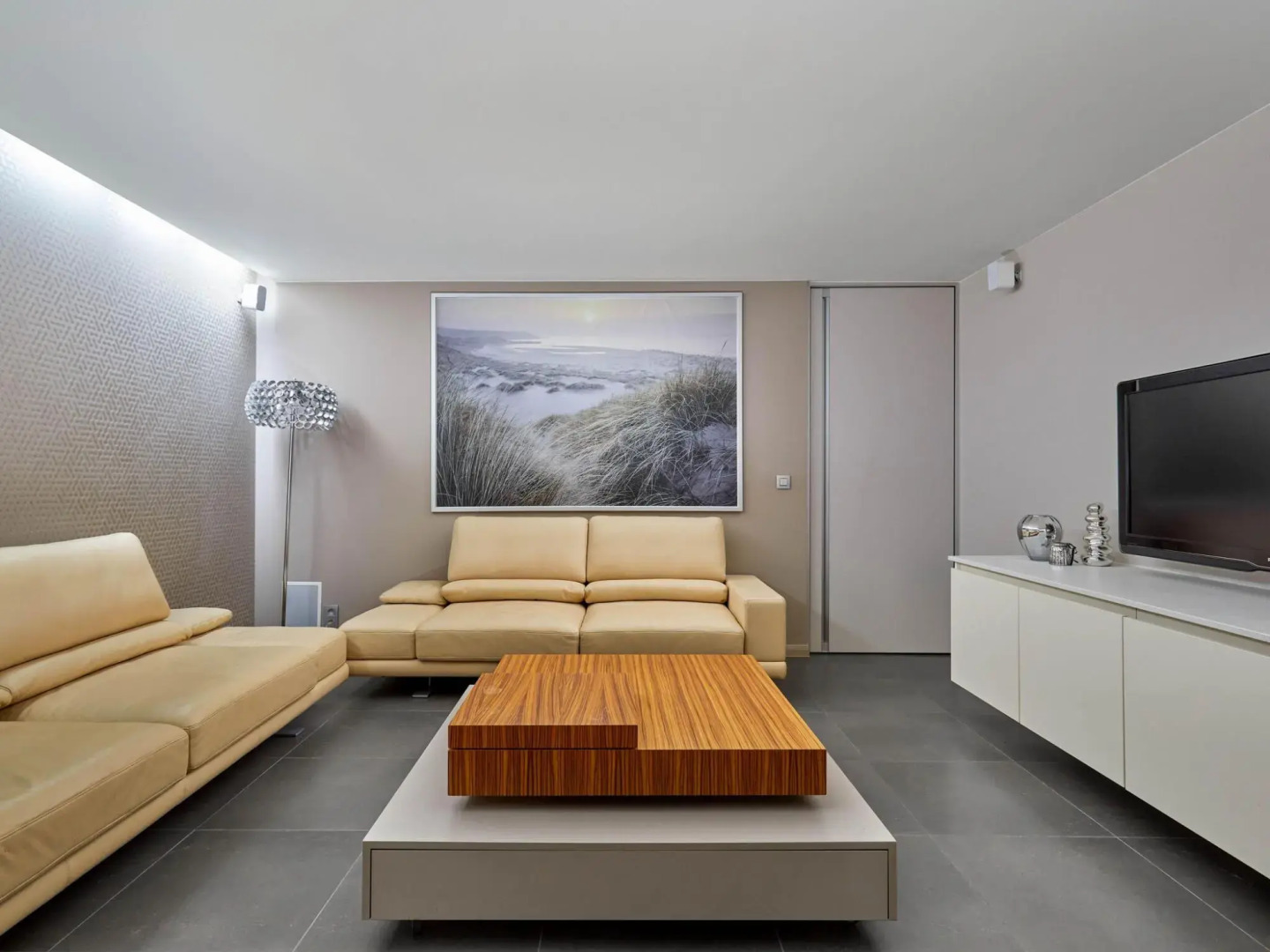 Stylish apartment in Blankenberge with sauna