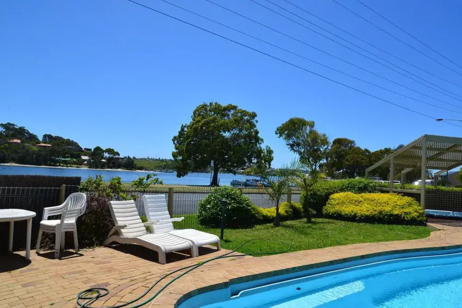 Emmanuel Holiday Apartments