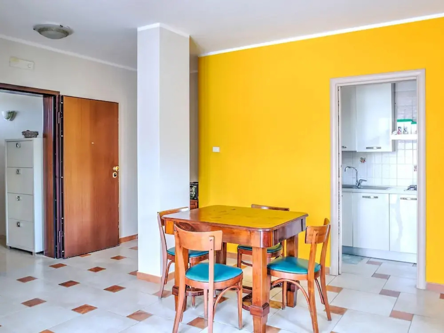 Pleasant Villa in Trani with Barbecue