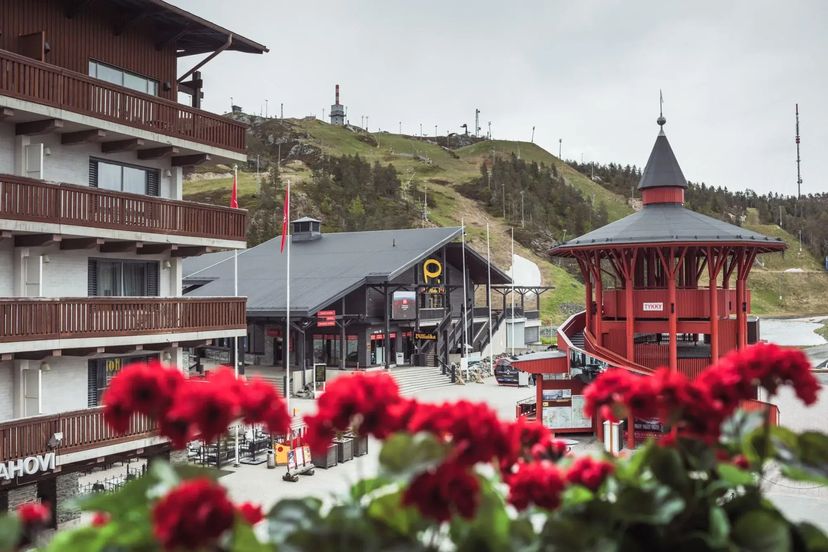 Ski-Inn RukaVillage