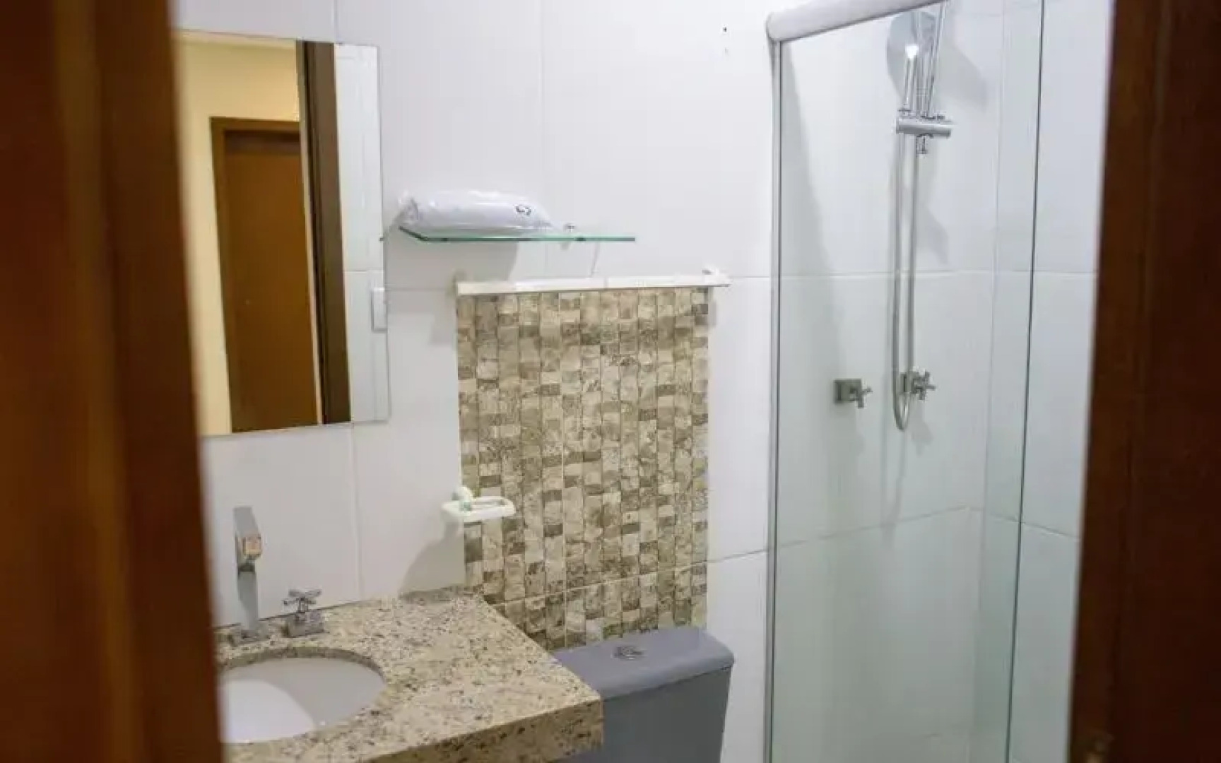 Solare Suites American