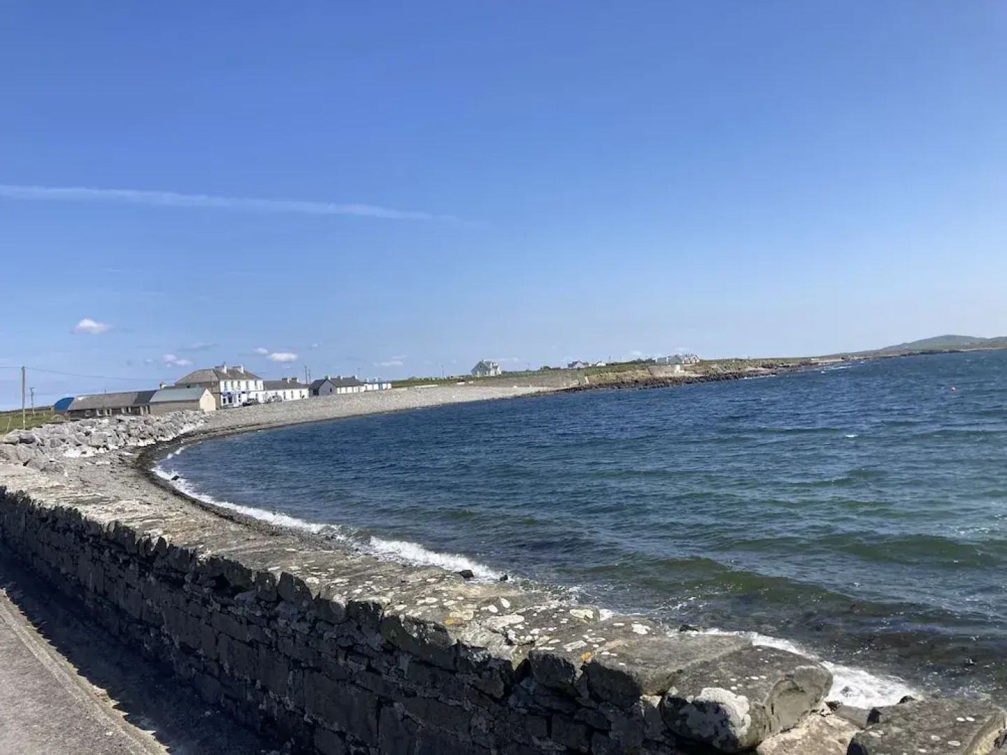 Beautiful 3-bed Cottage in Scenic Sea View