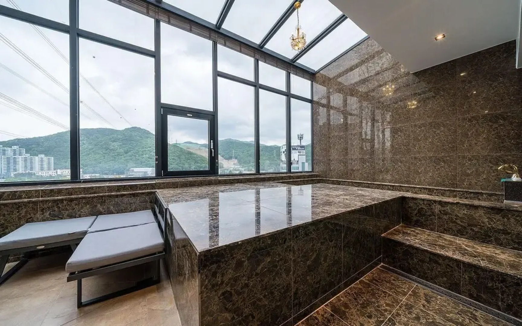 Yangsan Pyeongsan Den Bastar Hotel
