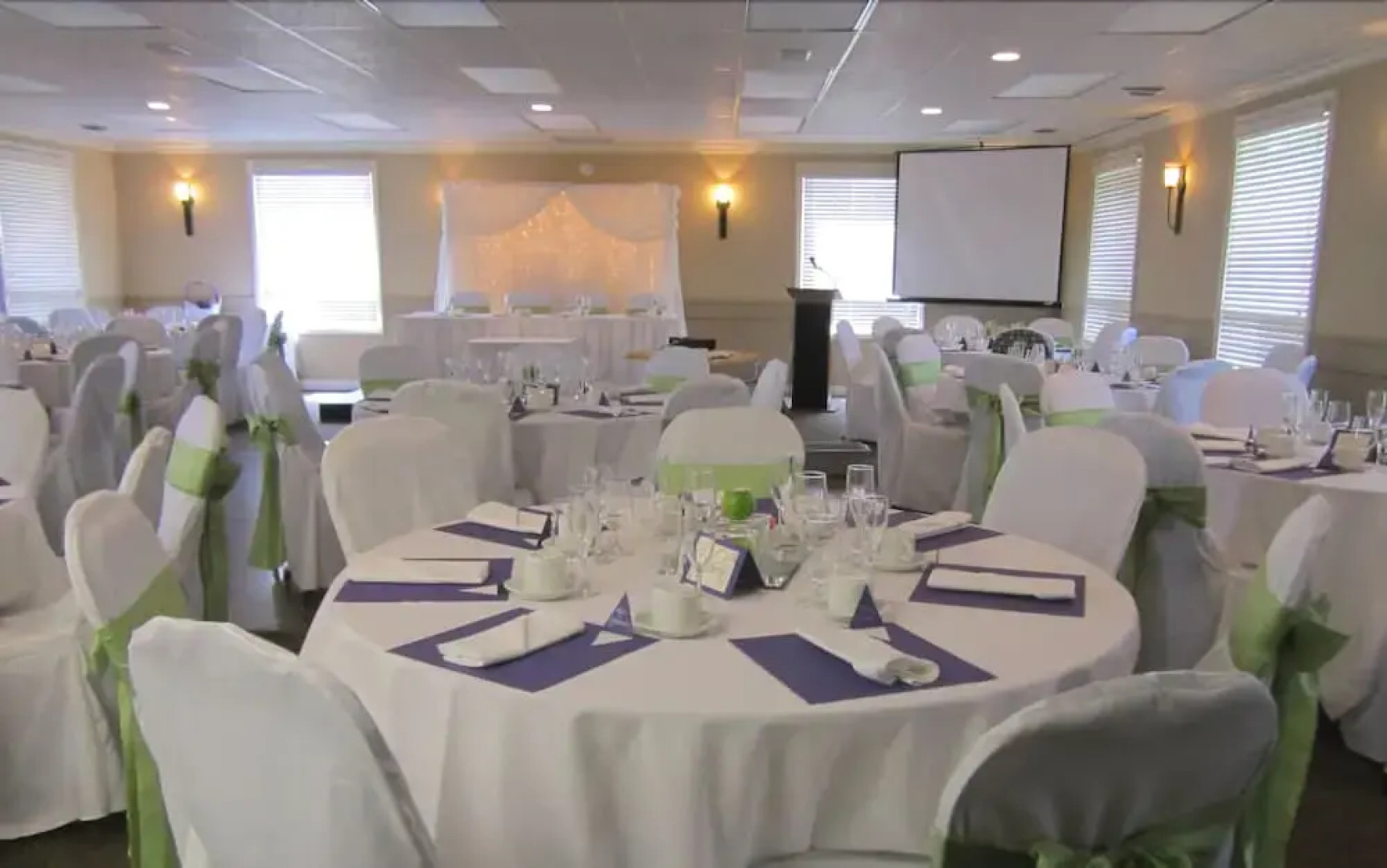 Red Pine Inn & Conference Centre