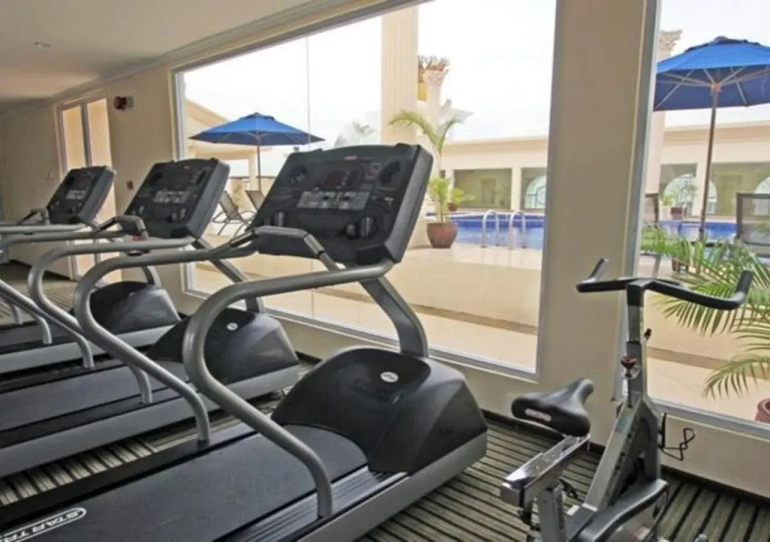 Harmoni One Convention Hotel & Service Apartments