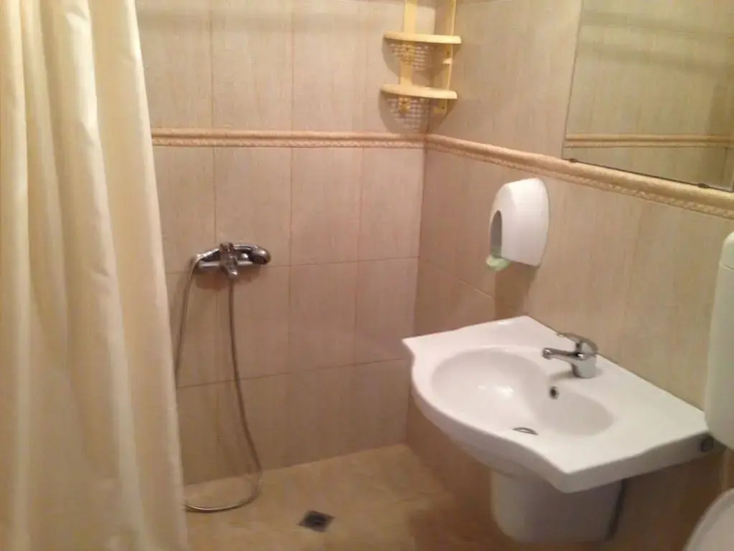 Kristian Family Hotel