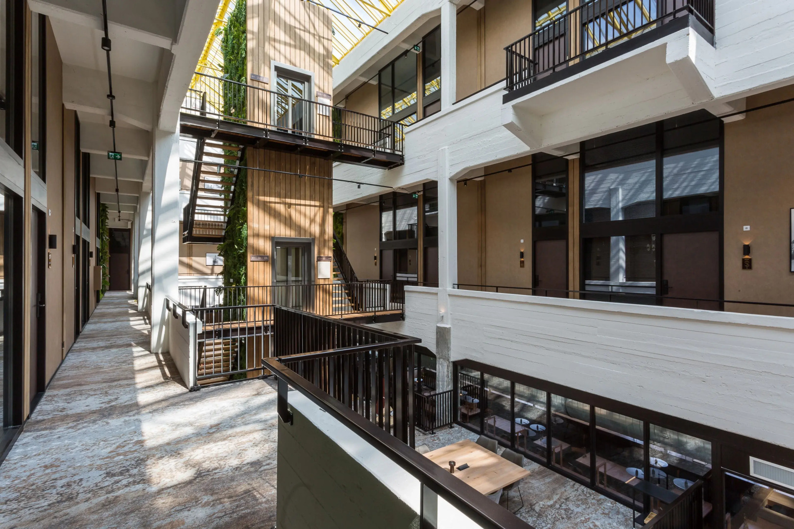 Hotel de Timmerfabriek  Kloeg Collection