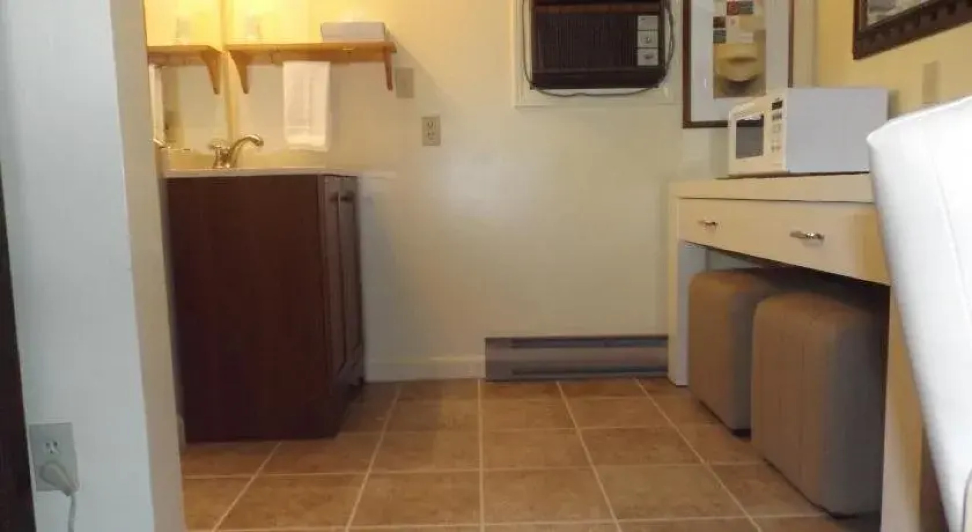 Footbridge North Hotel