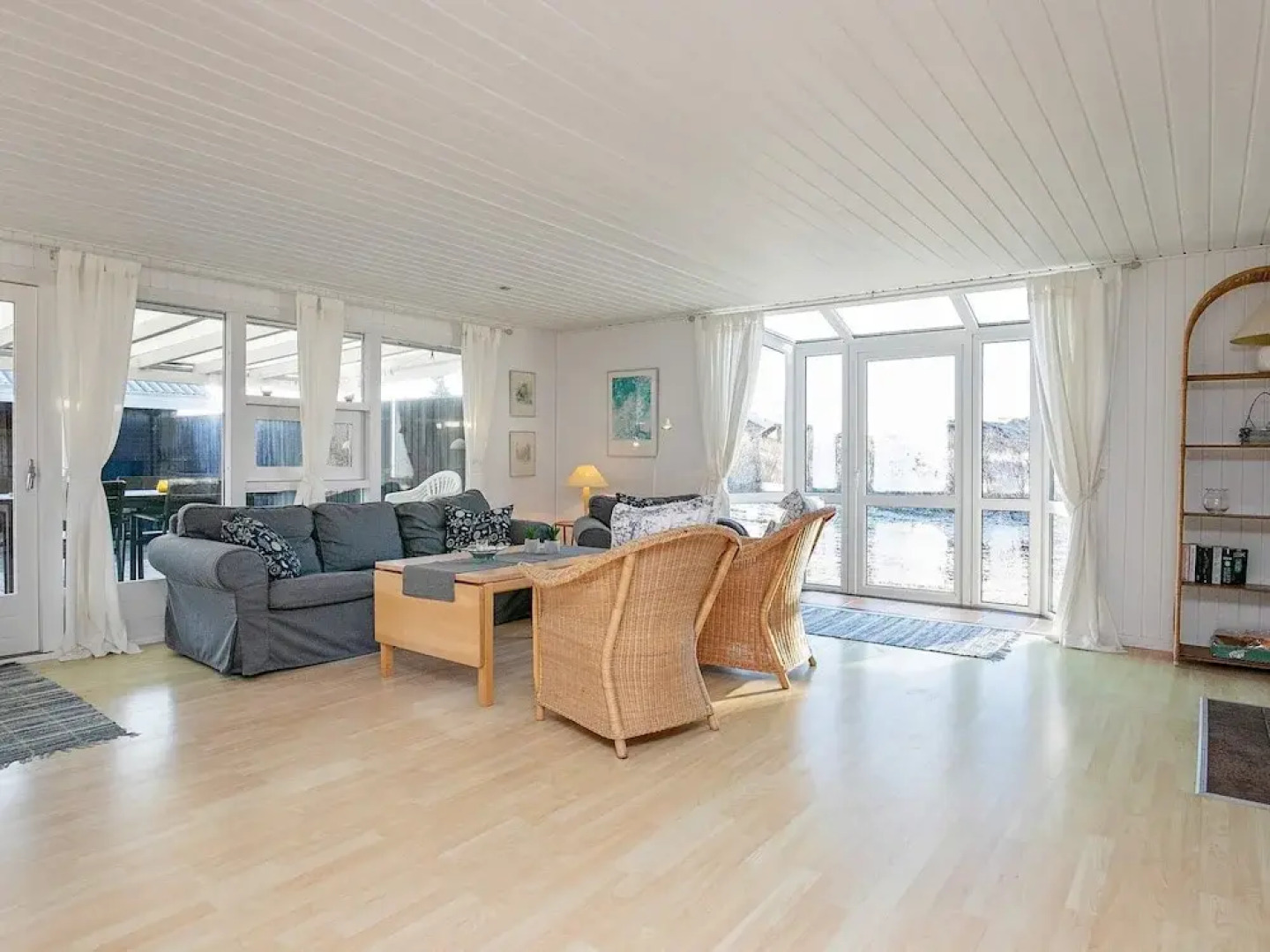 Charming Holiday Home in Blokhus with Roofed Terrace