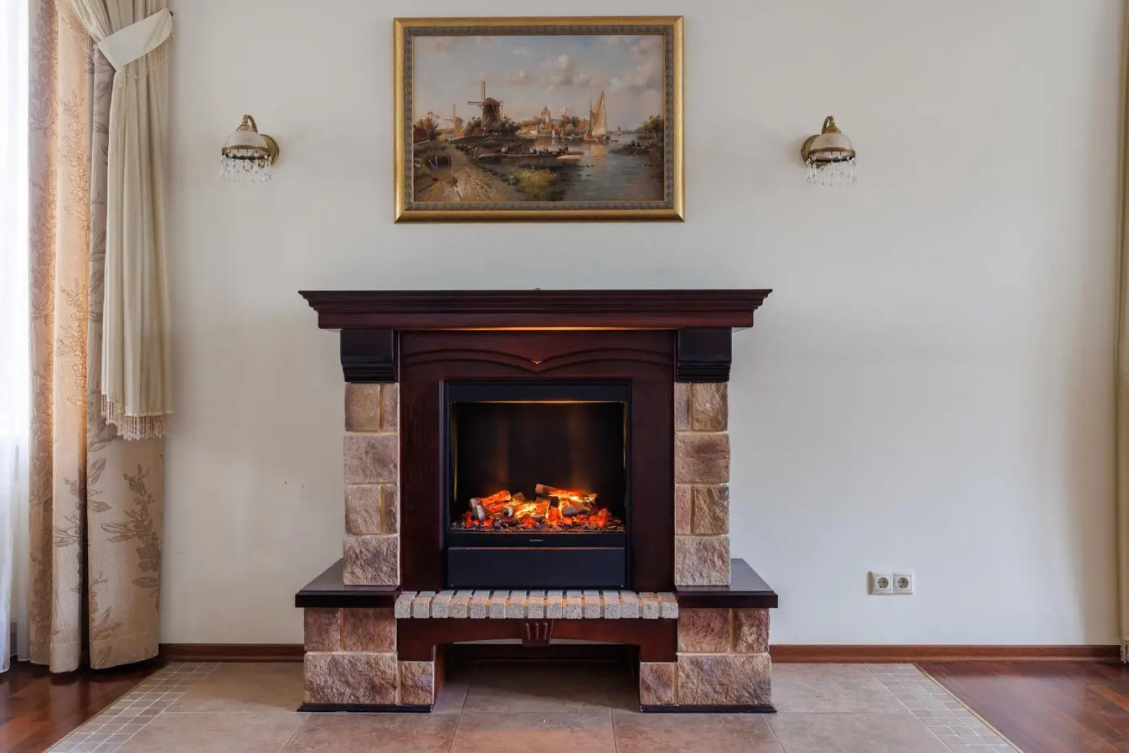 Коттедж с бассейном