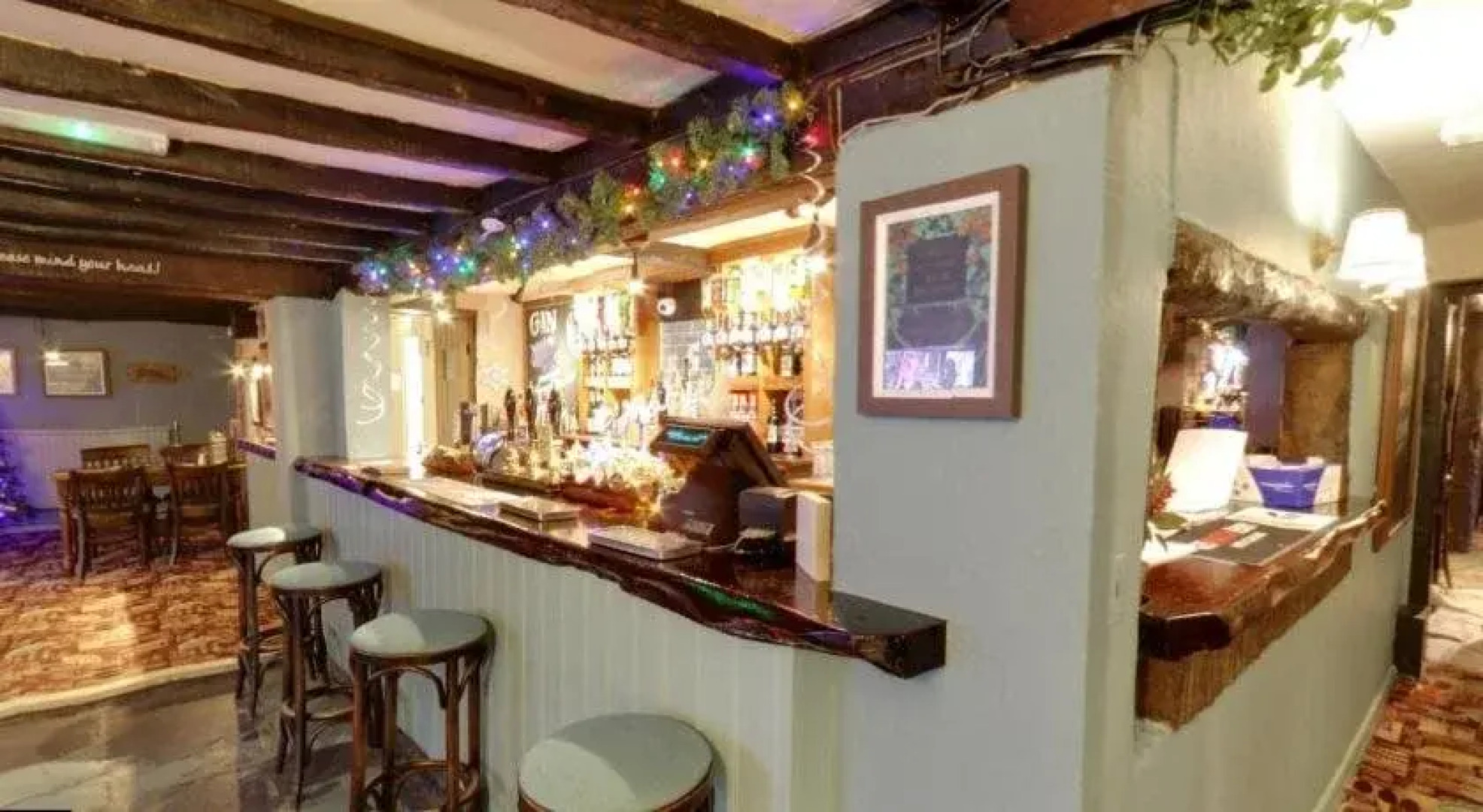 Chequers Country Inn