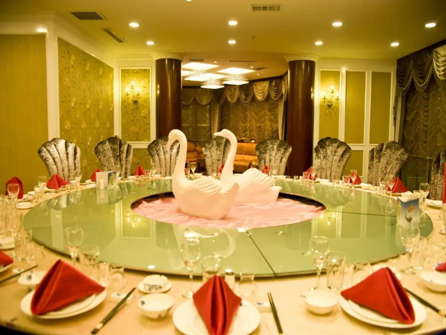 Korla Pear City Garden Hotel