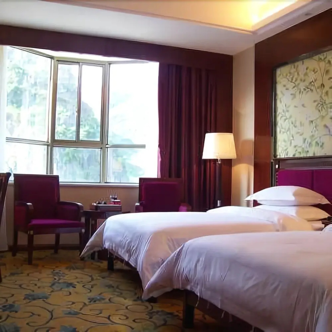 Debao Hongshan International Hotel