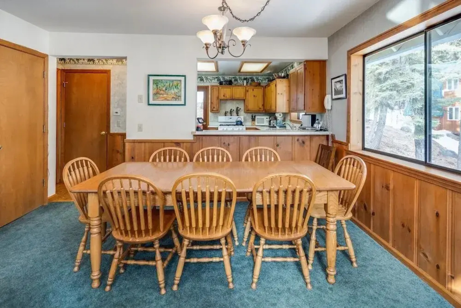 Spacious Cabin Sleeps up to 12! - Sky High #86 by Bear Valley Vacation Rentals