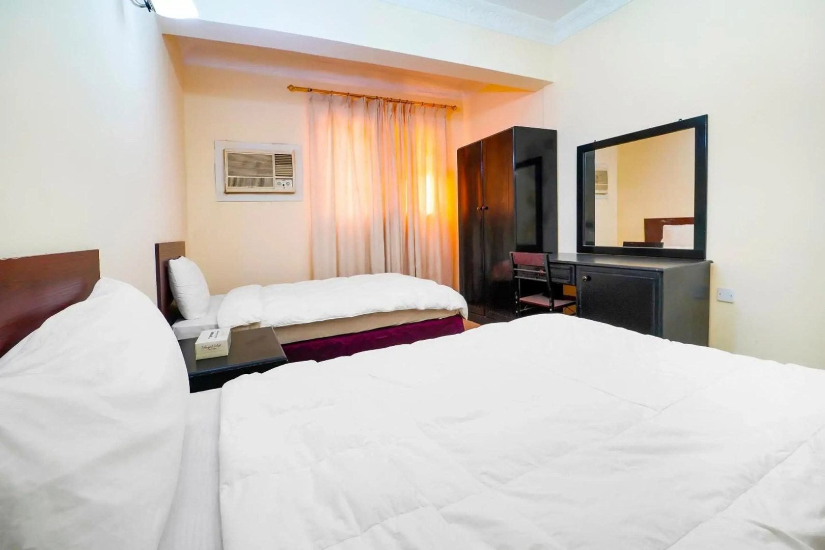 OYO 124 Al Salam Palace Hotel