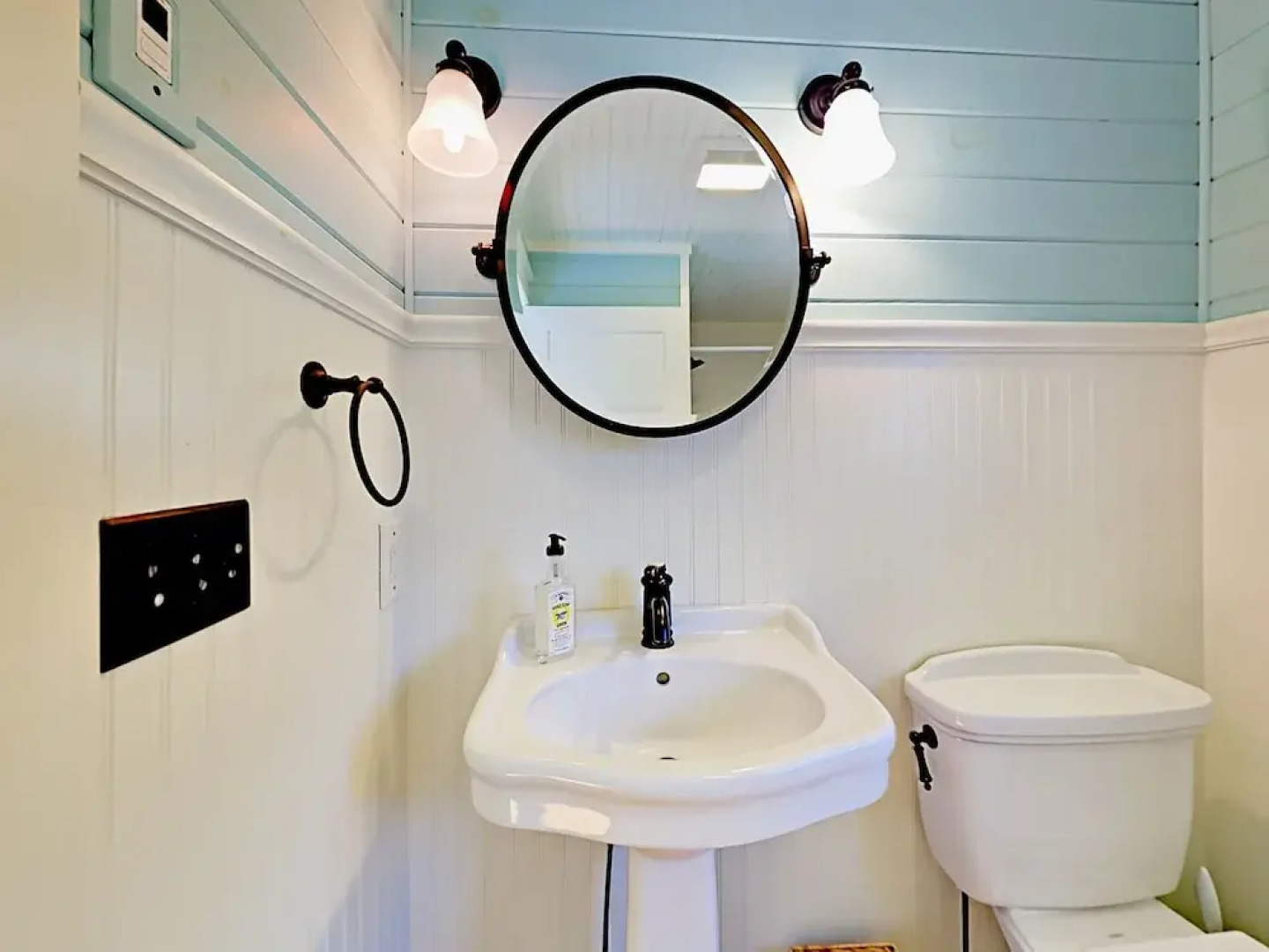 46 Maquoit Drive Home