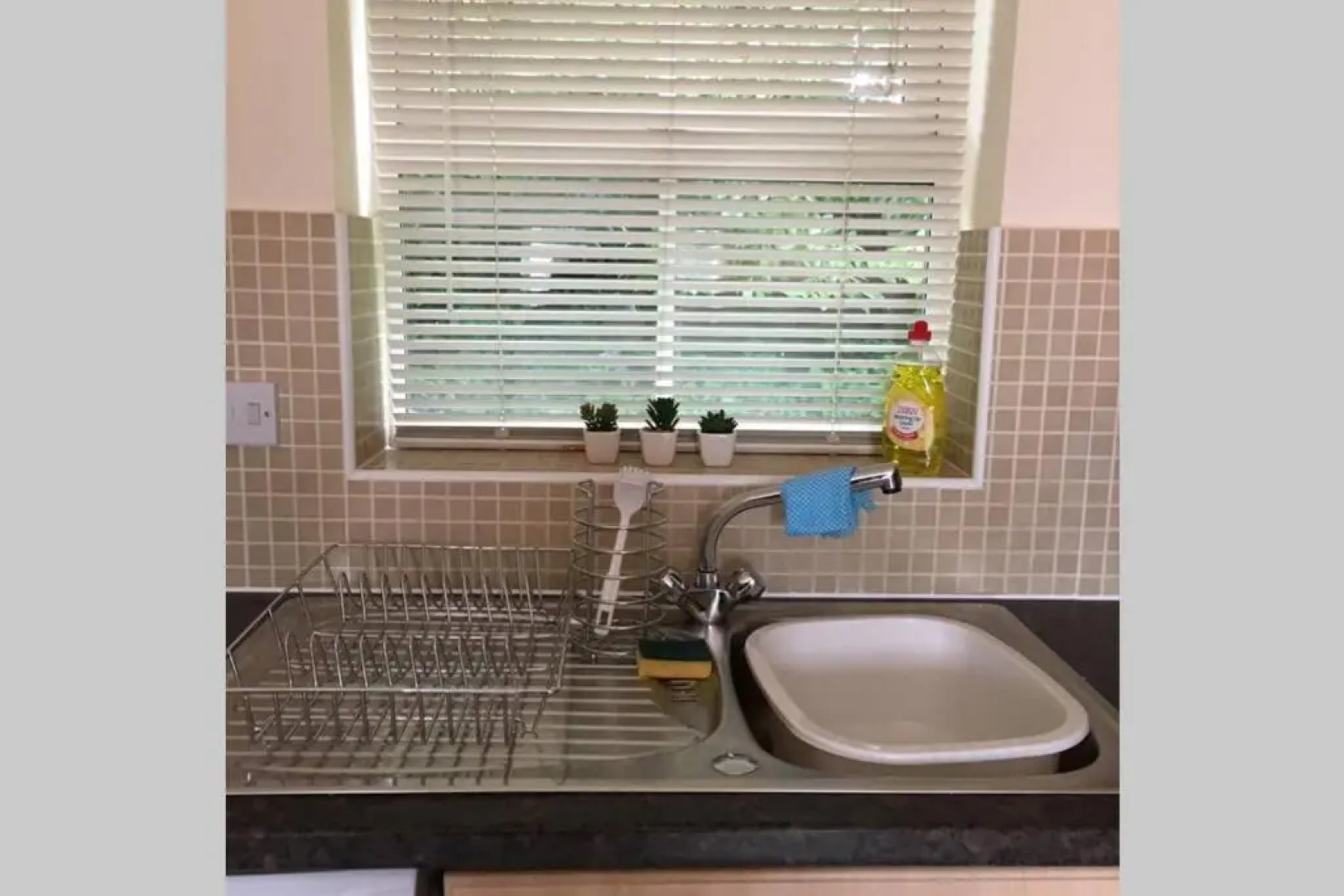 Silver Stag, High-end, Modern 3 double bedroom with parking