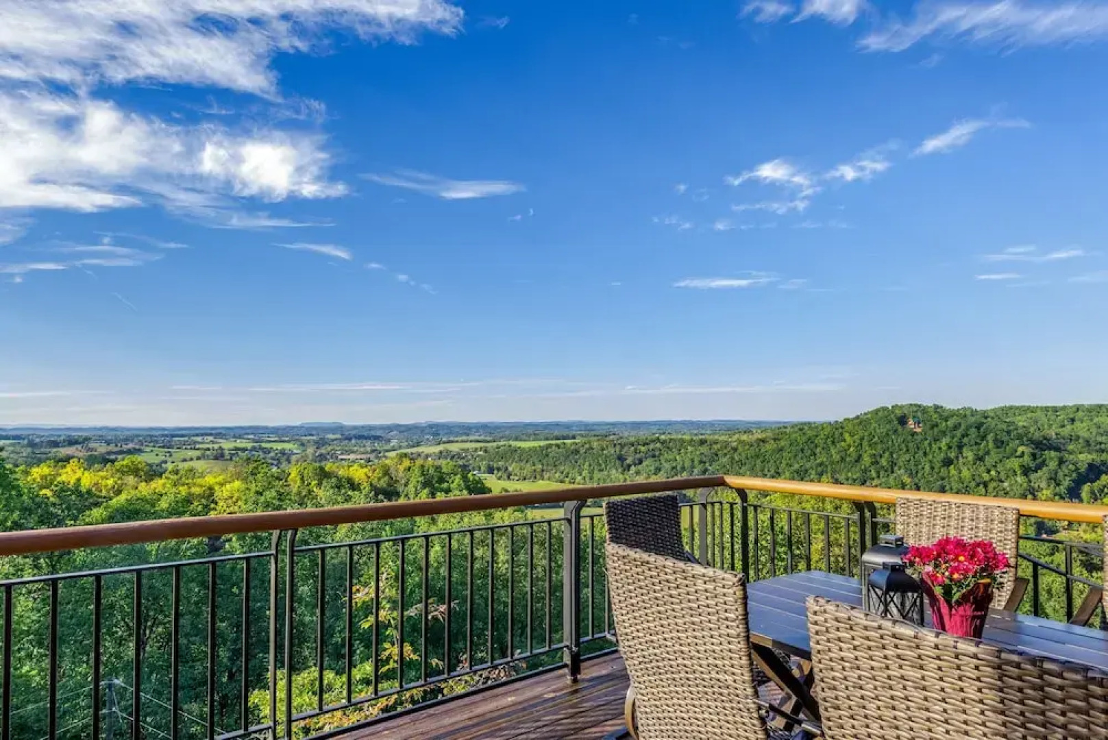 Tanglewood Mountain Lodge 8 Bedroom Residence by RedAwning