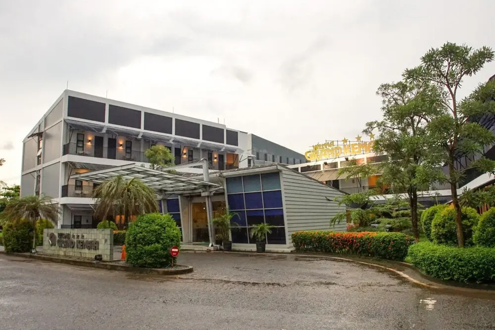 OYO 224 Wisma Grand Kemala