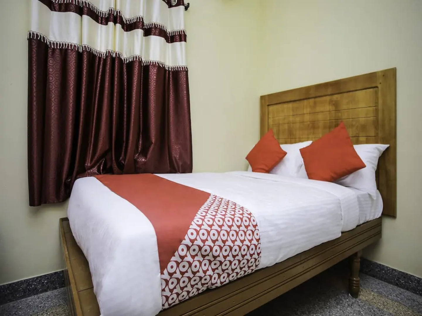 OYO 26607 Sri Subbiah Inn