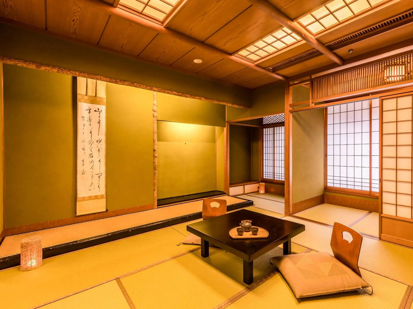 Ooedo Onsen Monogatari Premium Yoshinoya Irokuen