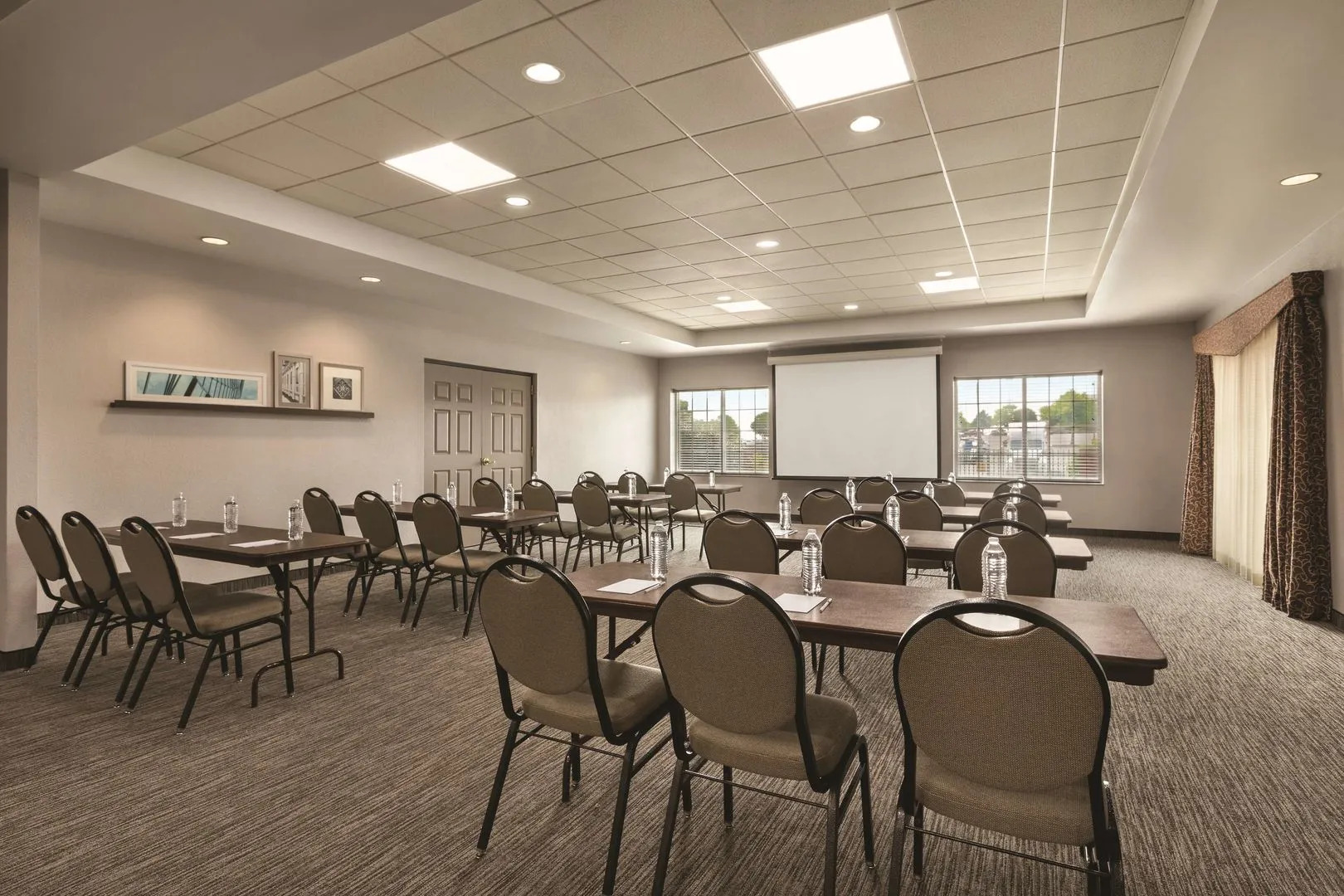 Country Inn & Suites by Radisson, Hagerstown, MD