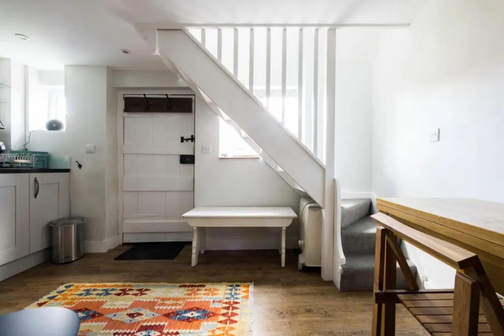 The Lavender Folly - Cosy Accommodation Alresford