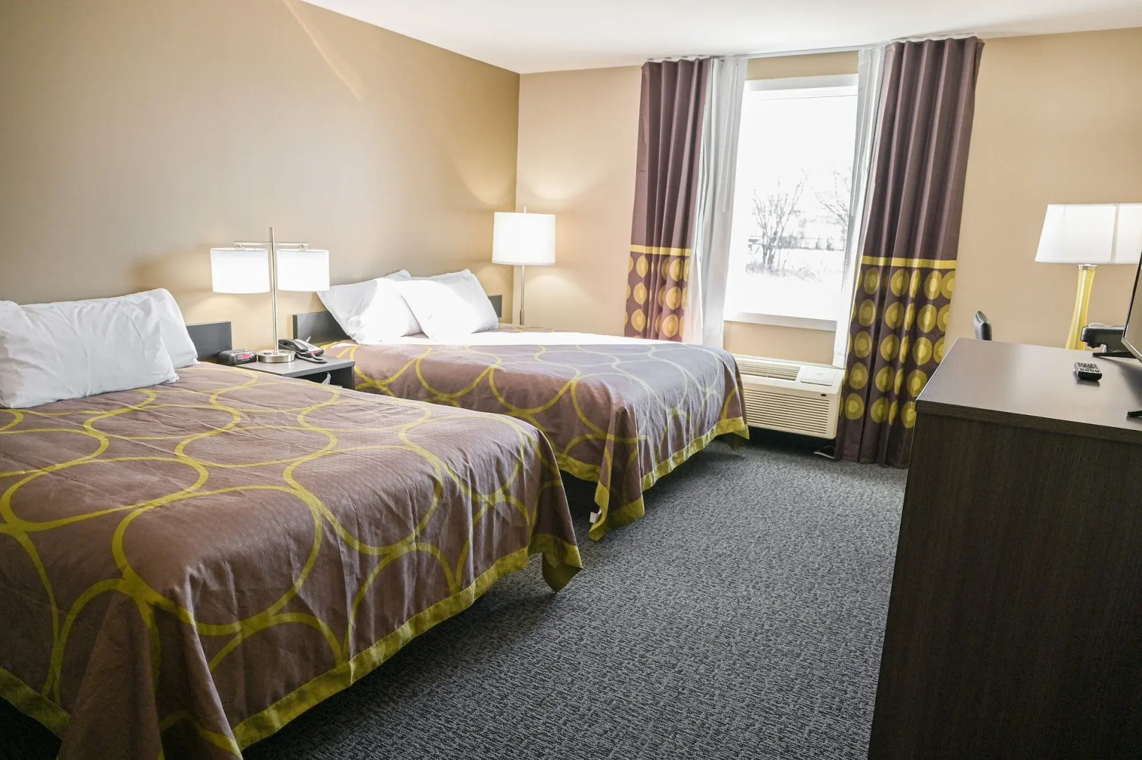 Super 8 by Wyndham Moosonee