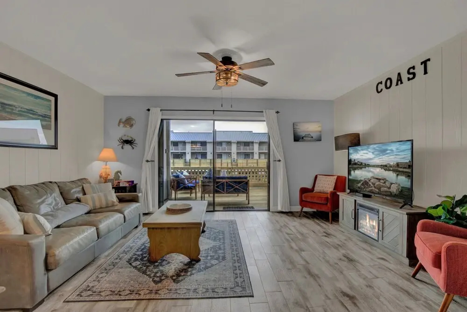 Fishermans Friend! - Coastal Condo - Views Await!