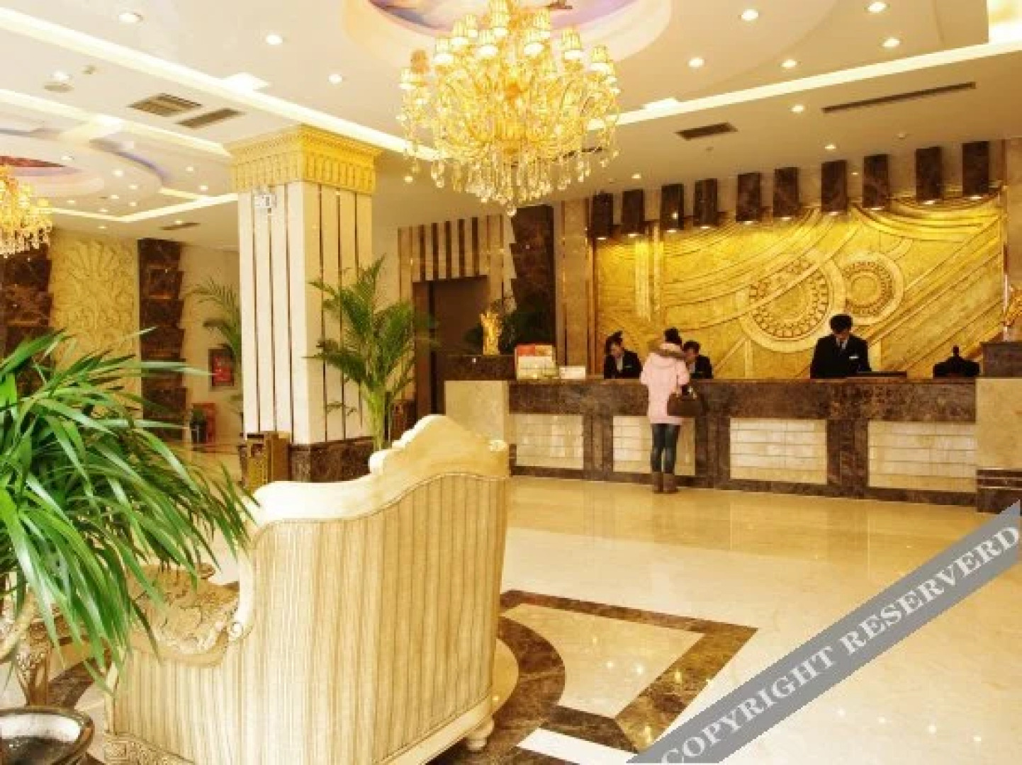 Universal House Haiyi Hotel