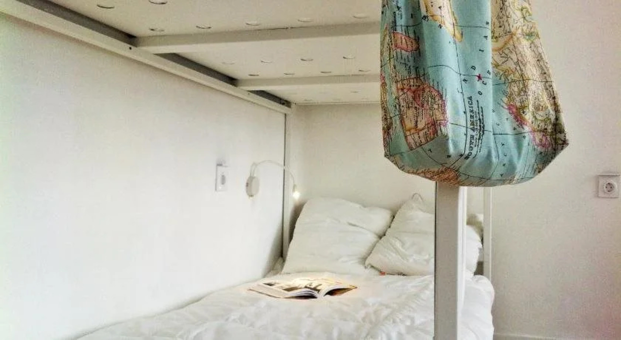 APT Slow City Hostel