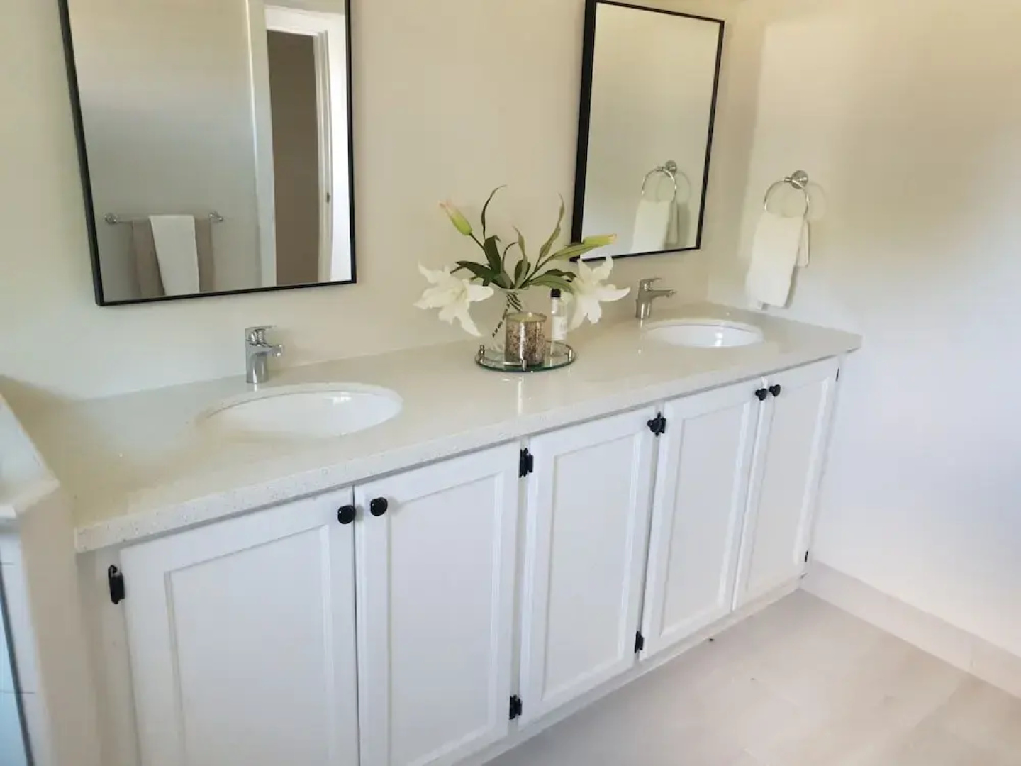 The Lane @ Rodney Bay is a newly renovated 3 bedroom house in the heart of Rodney Bay. 3 Home by RedAwning