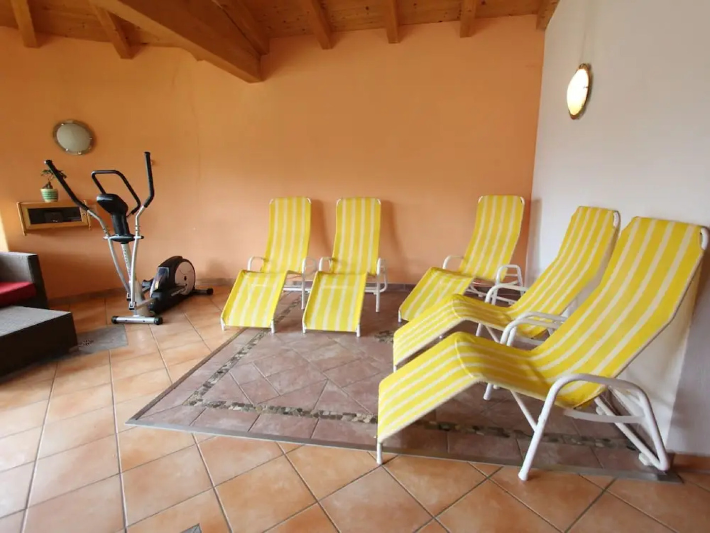 Vintage Apartment With Sauna in Hopfgarten