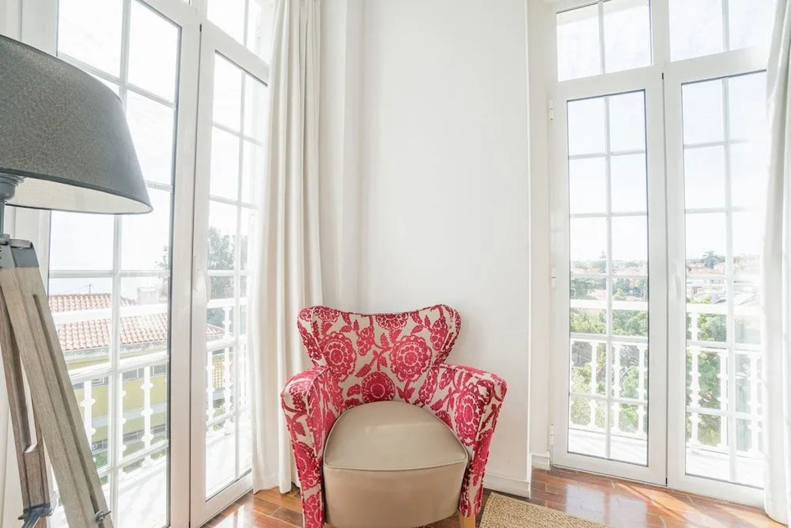 BLUE Boutique Hostel & Suites