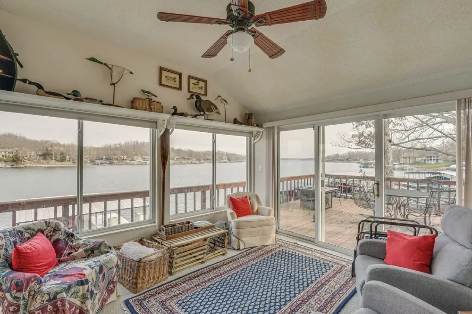 Private Dock: Lake of the Ozarks Hideaway!