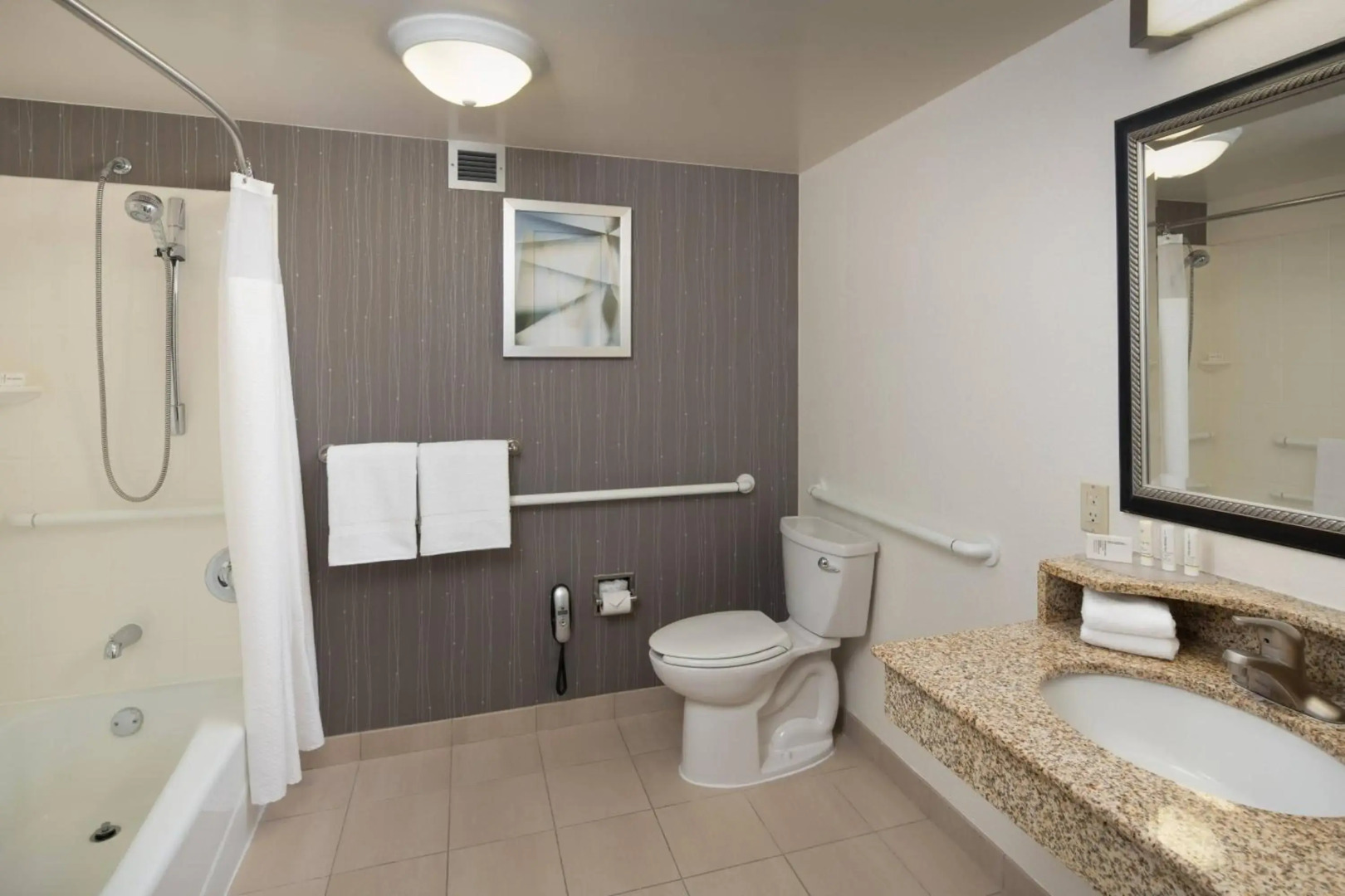 Courtyard by Marriott Chicago Wood Dale