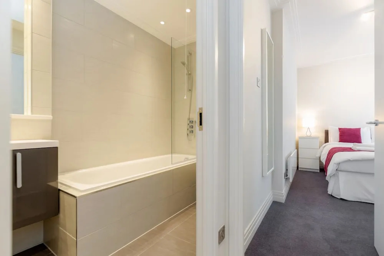 Roomspace Serviced Apartments - River House