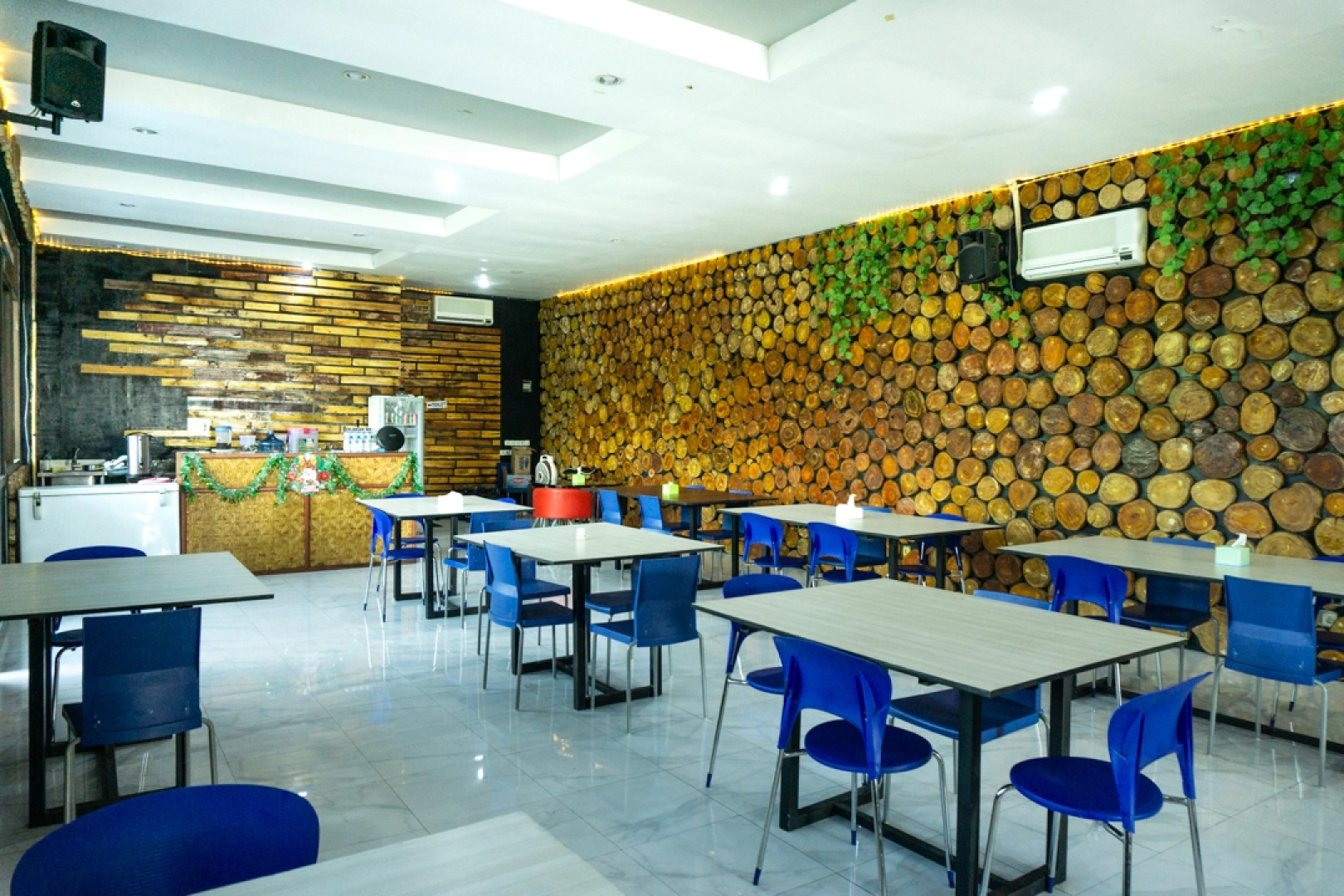 RedDoorz @ Lingkar Luar Street Maumere