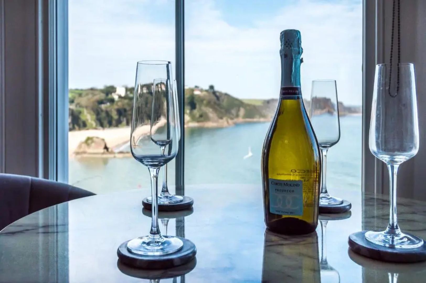 Pieces of Eight - 2 Bedroom Apartment - Tenby - (Windsor House)