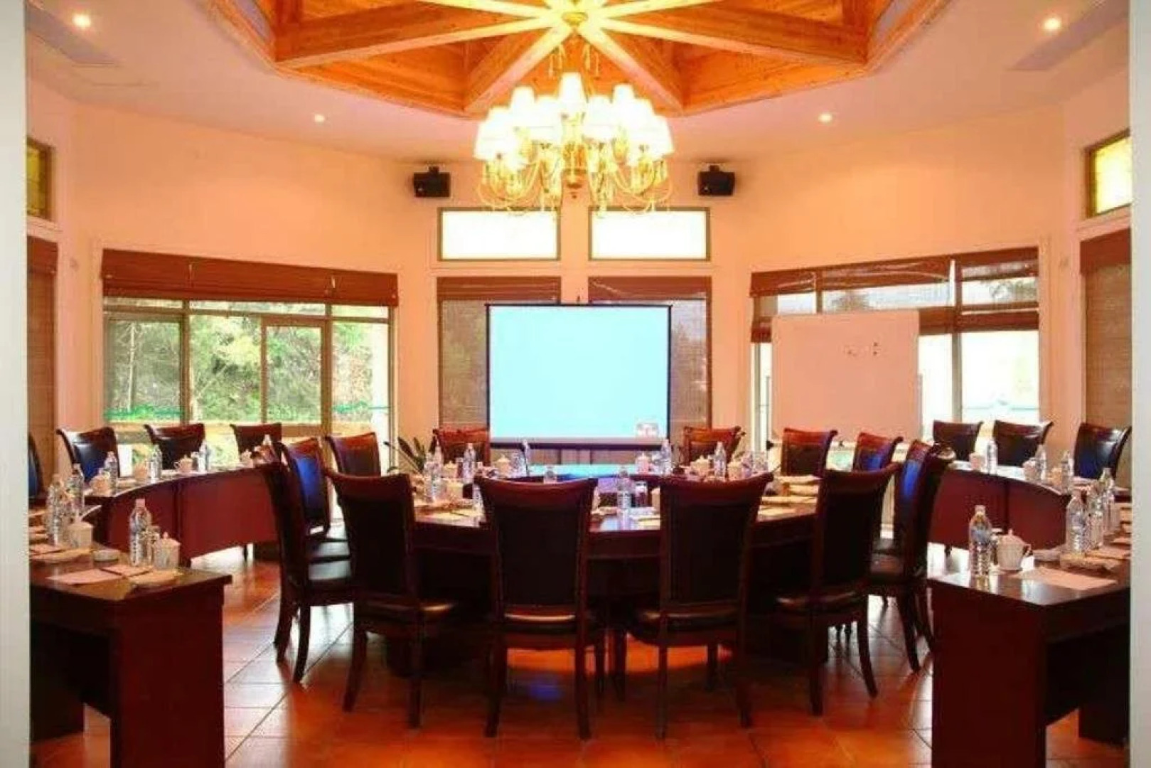 East Huangshan Castel Hotel