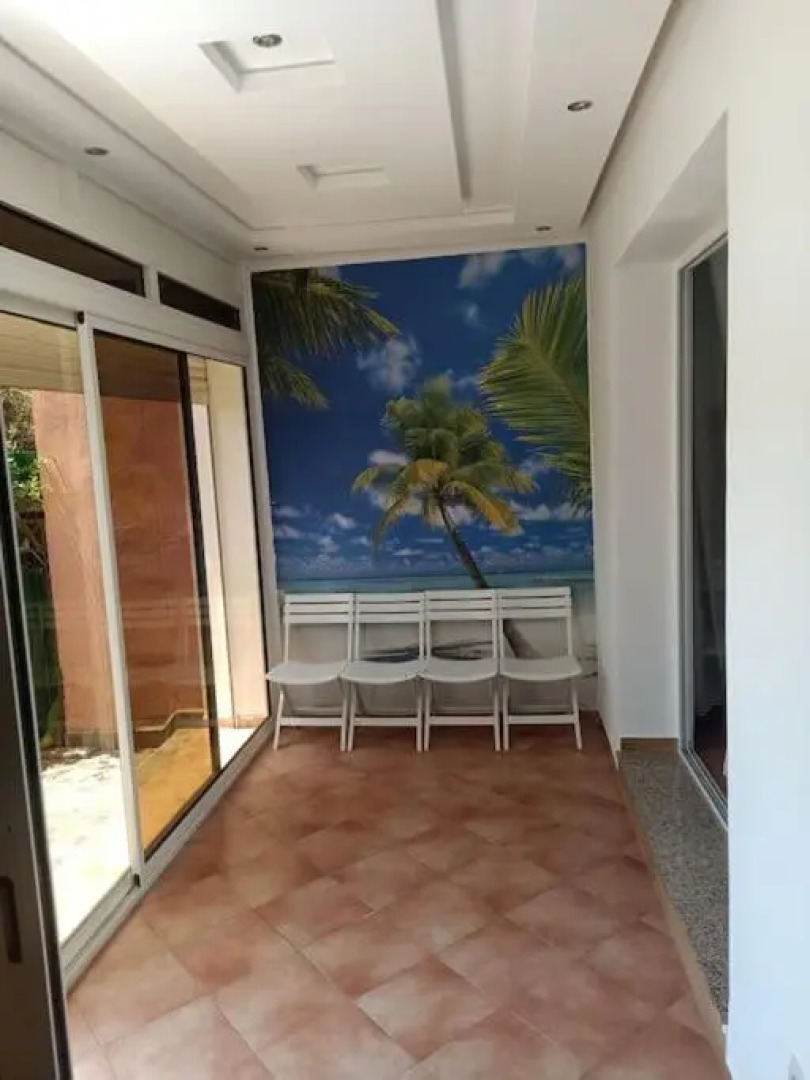 Bel appartement avec piscine à 2 min de la plage.