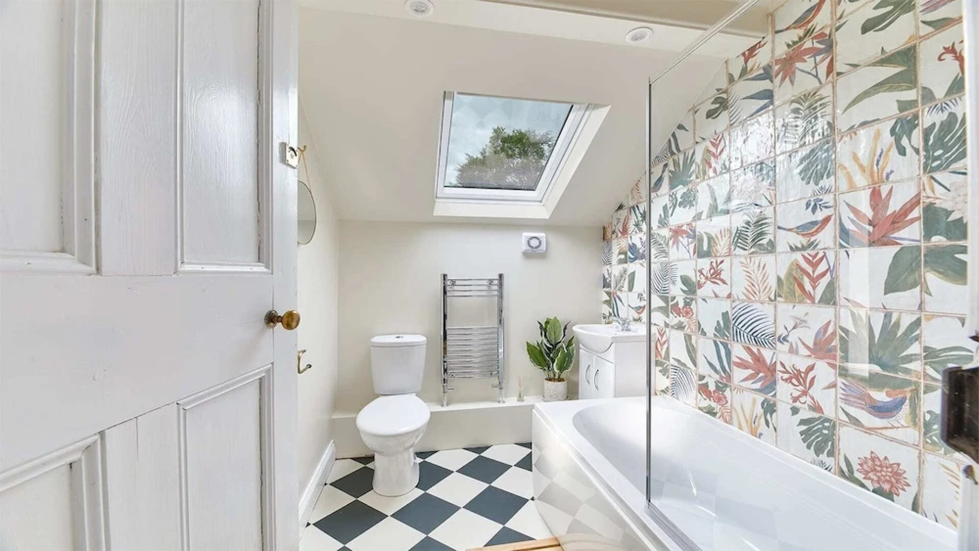 Host Stay Percy Cottage