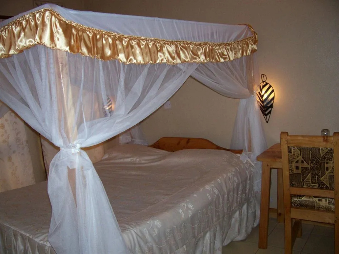 Ngorongoro Camp & Lodge