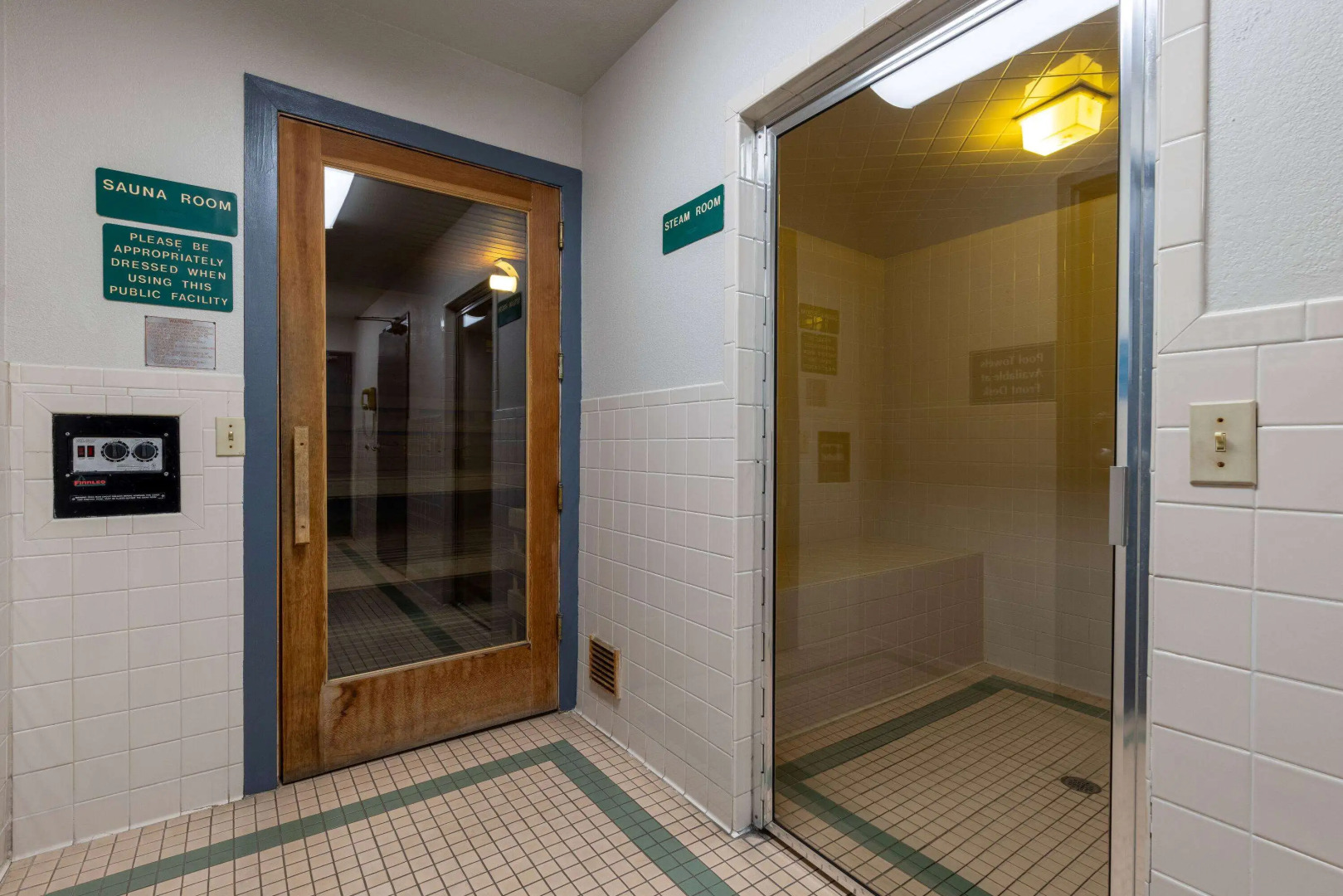 Days Inn by Wyndham Lathrop