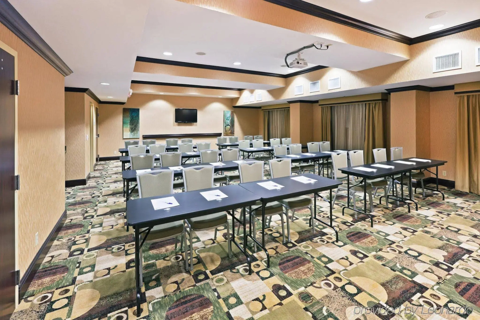 Holiday Inn Express & Suites El Paso West by IHG